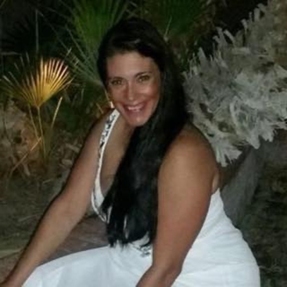 Meet your Posher, Dawna - Picture 1 of 1